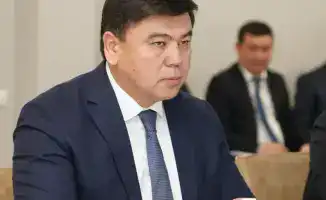 Усиление мер безопасности на дорогах в Туркестанской области в зимний период: реакция дорожных служб на сложные погодные условия