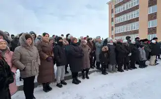 26 Families in Zeren-din District Celebrate the Receipt of New Apartments