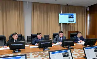 Аким области Абай проводит прием руководителей управлений для обсуждения задач на 2025 год