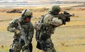 Бордовые береты на страже: Силы специальных операций Казахстана — элита безопасности страны
