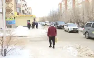 Актобе: Обледеневшие тротуары и травмпункт для 80 человек — испытание на дороге на работу