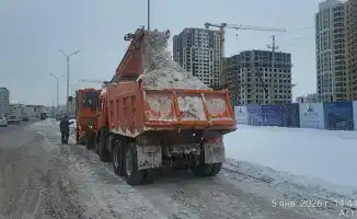Обильные снегопады в Астане: коммунальные службы на пределе возможностей из-за массовой очистки города