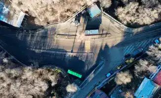 В Алматы открыта первая из 20 новых конечных остановок с комнатами отдыха для водителей автобусов