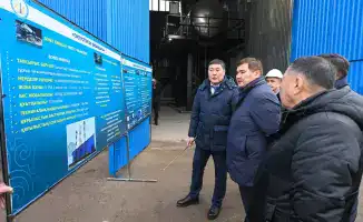 Региональный лидер поздравляет коммунальных работников с надеждами на международное сотрудничество в 2026 году