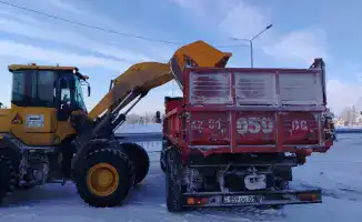 Снег убирают в Астане: задействовано 2 тысячи машин