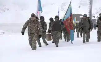 Курсанты силовых вузов Алматы успешно покорили 3500-метровый пик в Заилийском Алатау