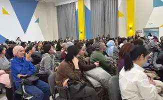 Международный профилактический час безопасности в Астане: обсуждение актуальных вопросов буллинга и цифровой безопасности