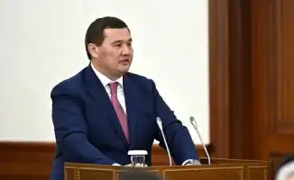 Токаев отмечает успехи акима Кызылординской области, что может привести к усилению местного самоуправления и повышению доверия к власти