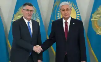 Президент Казахстана Касым-Жомарт Токаев принял министра иностранных дел Израиля, что подчеркивает укрепление двусторонних отношений между странами. В ходе встречи обсуждались вопросы сотрудничества и взаимодействия в различных сферах.