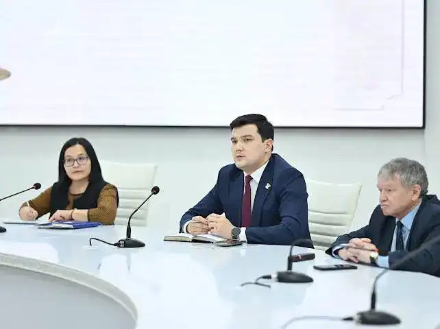 Обсуждение конституционных реформ в Казахстане: роль общественного диалога и научной поддержки Актобе