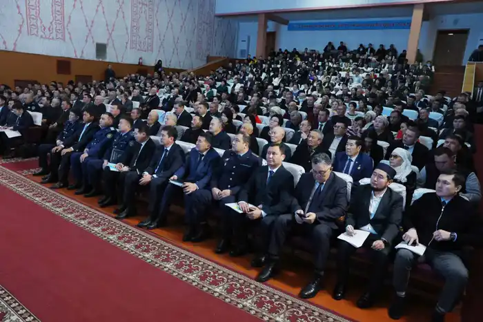 Социально-экономическое развитие Байзакского района встреча с Ерболом Карашукеевым Актобе