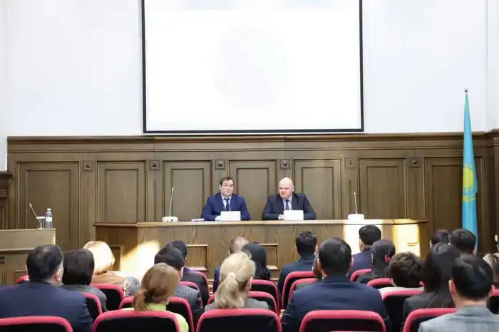 Повышение квалификации судей специализированных межрайонных экономических судов: новые подходы к разрешению экономических споров Актобе
