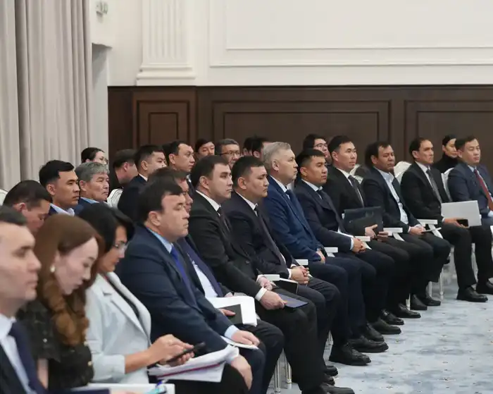 В ПРОКУРАТУРЕ ТУРКЕСТАНСКОЙ ОБЛАСТИ ОБСУДИЛИ ВОПРОСЫ ЗАЩИТЫ ПРАВ ИНВЕСТОРОВ И СОПРОВОЖДЕНИЯ ПРОЕКТОВ (3)