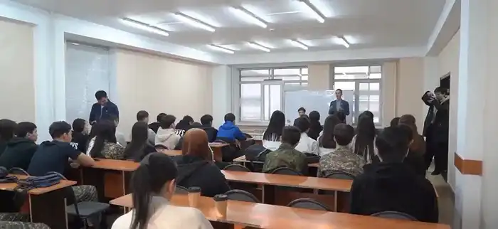 Обсуждение экологической ответственности молодежи на встрече студентов в ВКО в рамках инициативы «Таза Қазақстан» Актобе