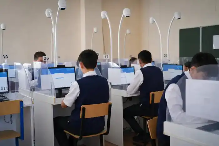 Успехи и вызовы 184 тысяч абитуриентов на январском ЕНТ: анализ результатов и нарушений Актобе