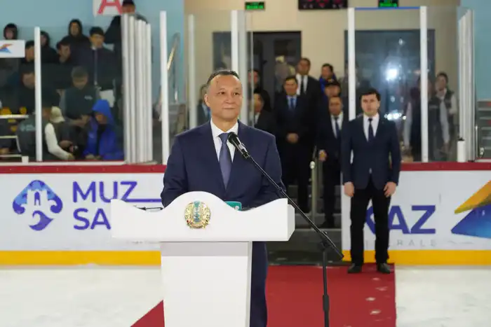 Хоккейные матчи «Молодежной лиги» в Туркестане: столкновение местных талантов и столичных профессионалов Актобе