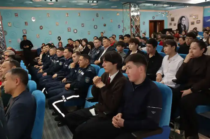 Состоялся литературно-музыкальный вечер, посвященный 95-летию поэта Мукагали Макатаева (3)