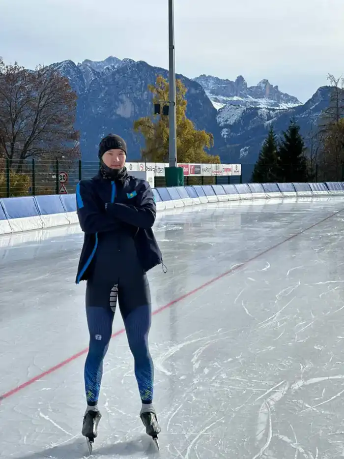 Серебряный призер чемпионата мира по конькобежному спорту Кудайберген Темиржанов проходит службу в Алматинском гарнизоне Актобе