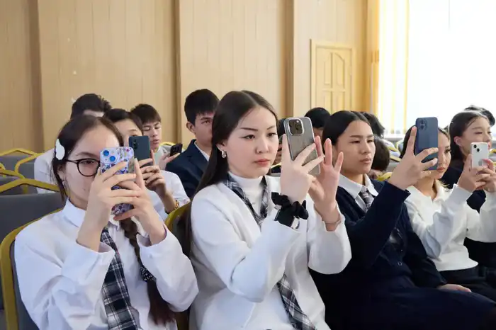 Новый ИИ-агент в Костанайском университете: перспективы профориентации для школьников Актобе