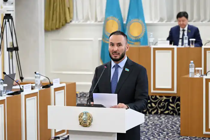 Поддержка проекта новой Конституции Айдарбеком Ходжаназаровым и партии Respubliсa Актобе