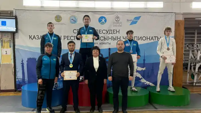 Команда Алматы одержала победу на чемпионате Казахстана по фехтованию с выдающимся результатом в 32 медали. Актобе