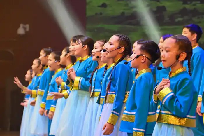 Отчетный концерт студии «Жас сарбаз» в Астане: укрепление патриотического духа среди молодежи Актобе