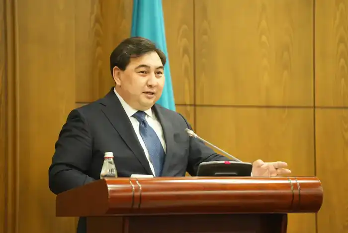 «Адал азамат» как принцип трансформации государственной службы (7)