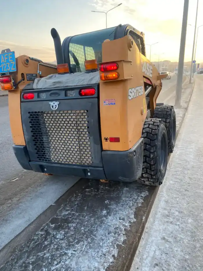 Астана mobilizes over a thousand units of specialized equipment for snow removal operations Актобе