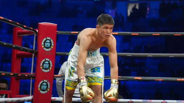 Торехан Сабырхан из Казахстана уверенно победил соперника в 1/8 финала турнира Boxam Elite в весовой категории до 70 килограммов Актобе
