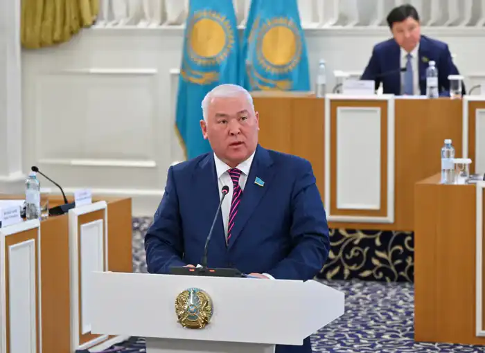 Изменения в Конституции Казахстана: предложение о гибкости политической системы и защите человеческого достоинства Актобе