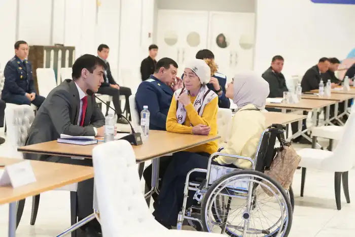 ХОД РЕШЕНИЯ ВОПРОСОВ, ПОДНЯТЫХ НАСЕЛЕНИЕМ, НАХОДИТСЯ ПОД СТРОГИМ КОНТРОЛЕМ (6)