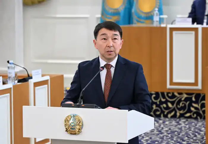 Обсуждение новых норм проекта Конституции: гарантии неприкосновенности жилища и регламенты переходных процедур Актобе