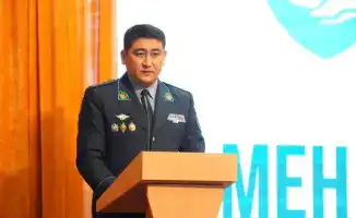 Обсуждение последствий наркопреступности и кибермошенничества с молодежью в Караганде