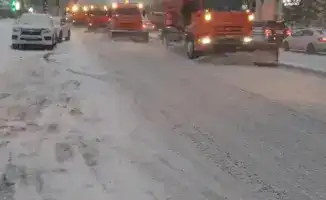 Снегоуборочные работы в Астане продолжаются круглосуточно