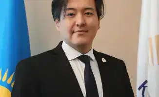 Әбсадықов Айқожа назначен директором Департамента инвестиционной политики и инфраструктурного развития Минпросвещения РК с 2 февраля 2026 года.