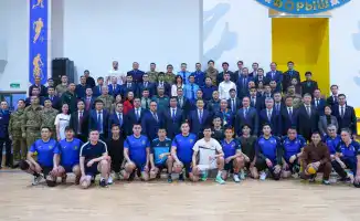 Золотые медали казахстанской команды ветеранов по волейболу на международных соревнованиях в Абу-Даби