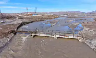 Нуралхан Кушеров проверил меры по предотвращению паводков в селе Абай