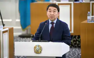 Первый проект новой Конституции Казахстана представлен на заседании Конституционной комиссии