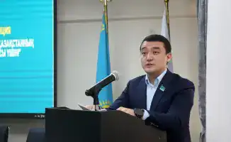 В Алматы обсуждаются конституционные изменения с участием медицинских работников в преддверии референдума