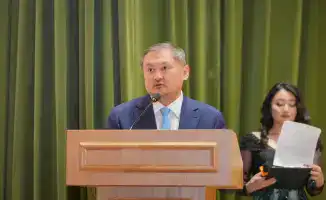 Награждение ученых и преподавателей высших учебных заведений в Алматы