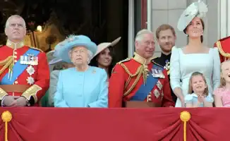 Король Великобритании Чарльз III впервые высказался о задержании своего младшего брата, Эндрю Маунтбеттена-Виндзора. В своем публичном заявлении он выразил обеспокоенность по поводу ситуации и подчеркнул важность соблюдения закона. Эндрю был задержан поли