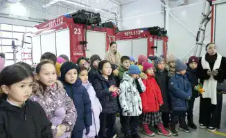 Спасатели МЧС проводят уроки безопасности для школьников