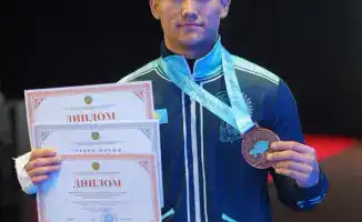 Туркестанские тяжелоатлеты завоевали 5 медалей на чемпионате РК среди молодежи до 23 лет в Шымкенте