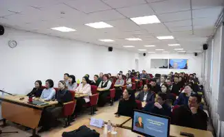 Мост между теорией и практикой: Айдаркан Скаков делится знаниями с магистрантами Академии правосудия