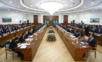Токаев призывает к реформам на заседании Правительства