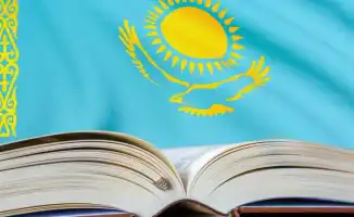 Новая Конституция: Казахстанцы за светское будущее и научные прорывы