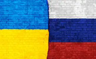 В России 27 февраля в пятницу режим 'ракетной опасности' был объявлен одновременно как минимум в 13 регионах, большинство из которых не граничат. Это событие стало первым массовым объявлением ракетной тревоги в стране.