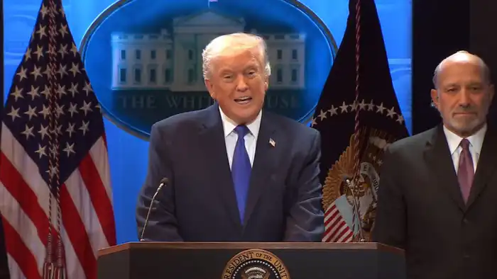 Трамп вводит 10% пошлину для всех стран: последствия для экономики США Актобе