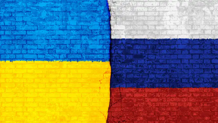 В России 27 февраля в пятницу режим 'ракетной опасности' был объявлен одновременно как минимум в 13 регионах, большинство из которых не граничат. Это событие стало первым массовым объявлением ракетной тревоги в стране. Актобе