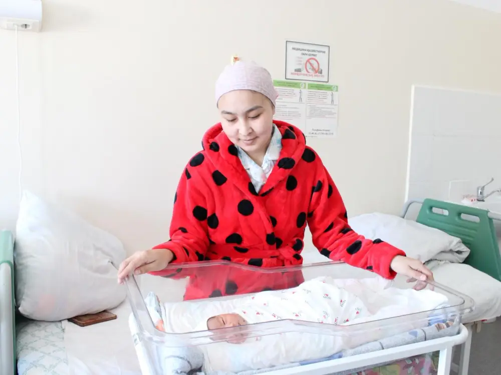 585 новых казахстанцев: референдум и радости рождения! Актобе